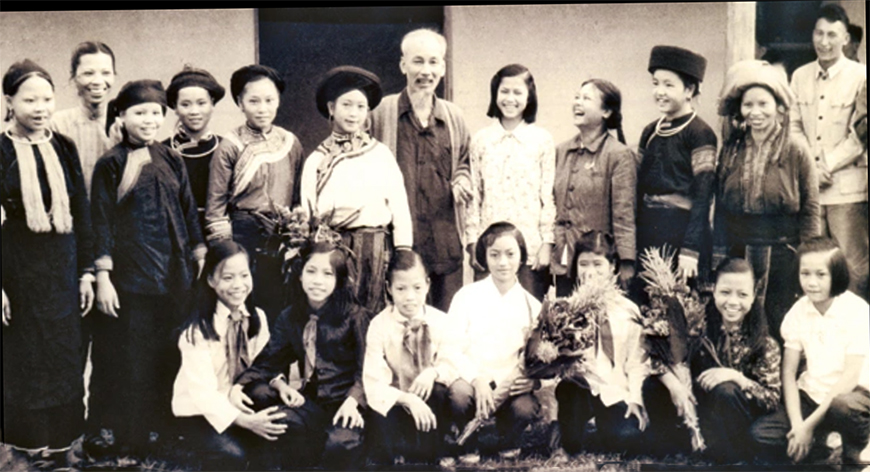 18-10-1945: Bác Hồ đến vịnh Cam Ranh